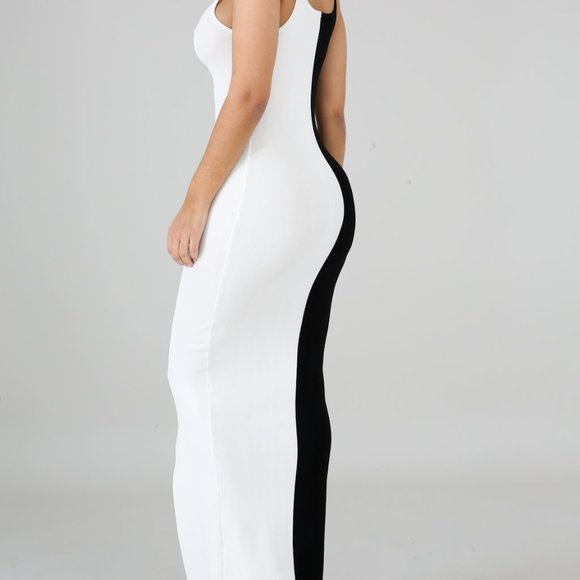 Two-tone Simplicity Dress - Picture 5 of 5